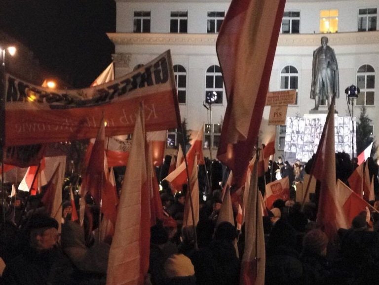 Will PiS lead its supporters to protests?  “The vision of a revolution carried out by retirees is suitable for a cabaret”