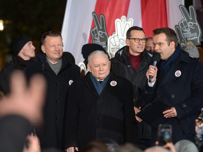Kaczyński learned about the repeated pardon of Kamiński and Wąsik from the media.  “He was furious”