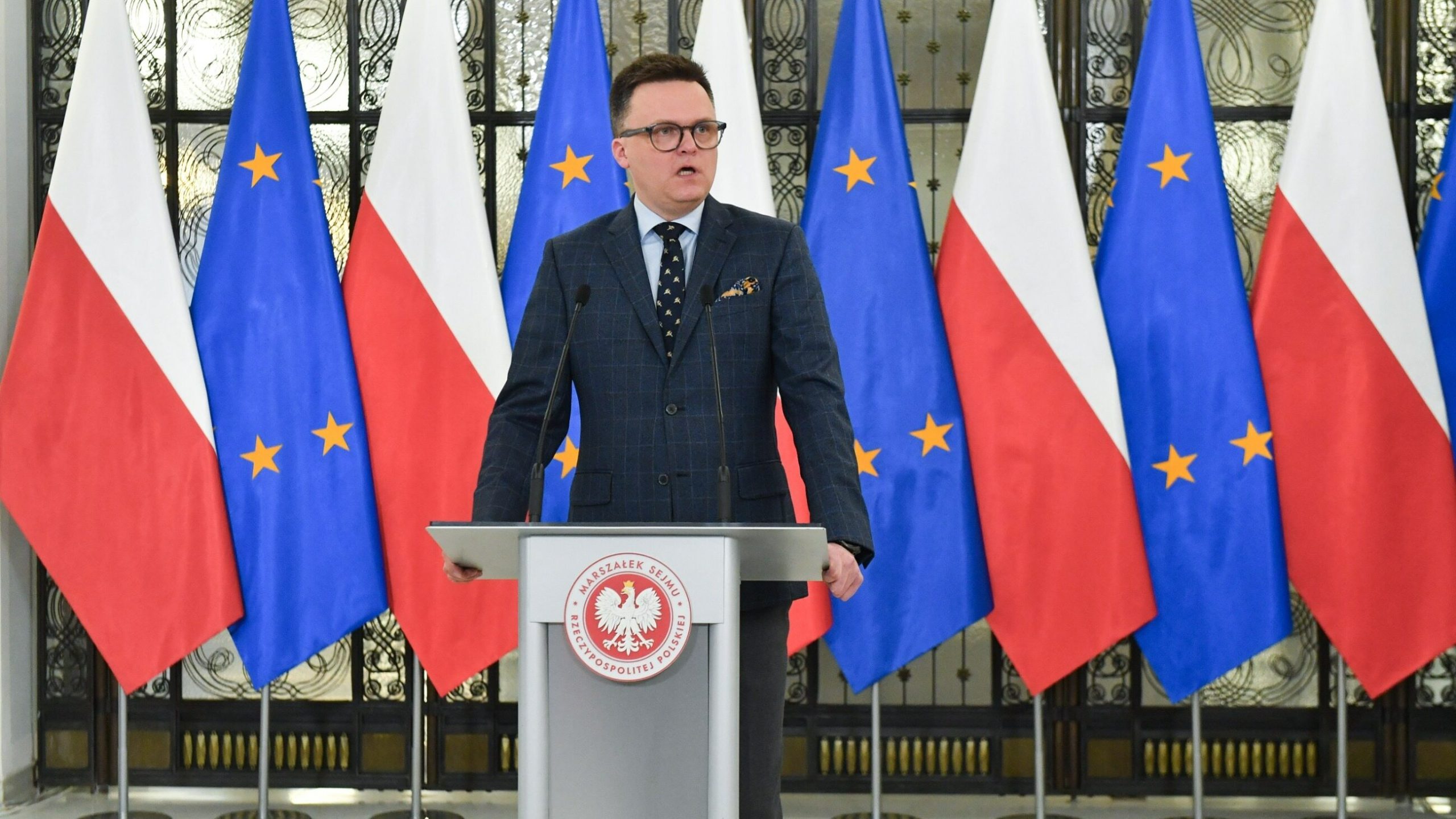 Hołownia announces consequences against several PiS MPs.  This is about an "assault" on the Sejm