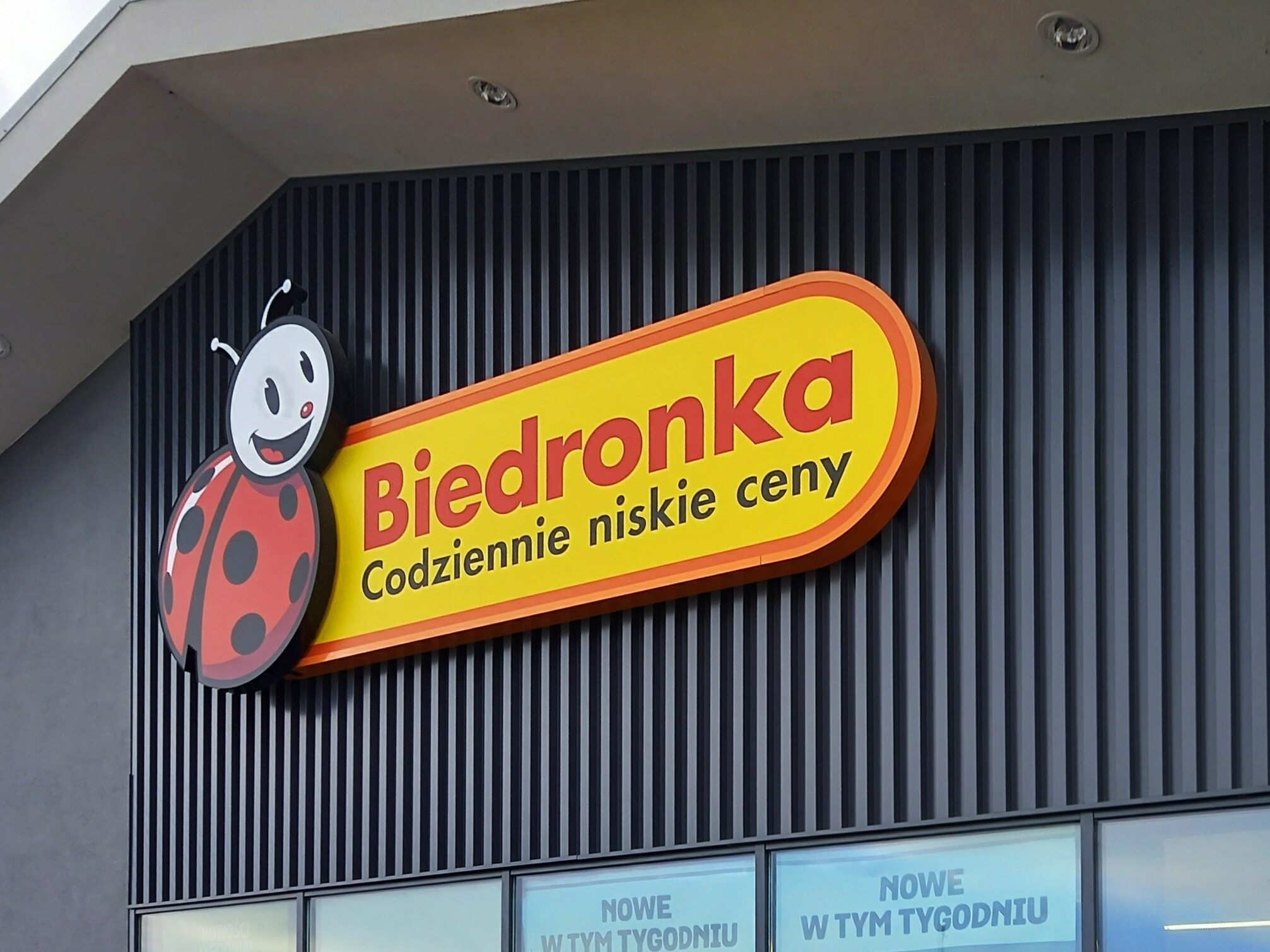 President Jeronimo Martins on the price war with Lidl.  He talks about "Biedronka DNA"