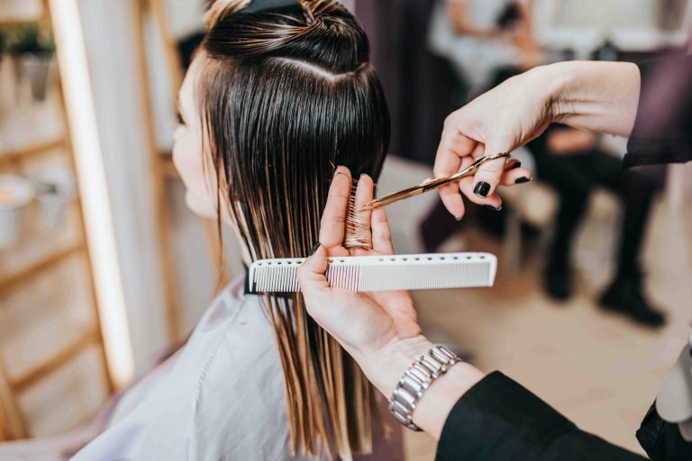The most popular apps for making an appointment with a hairdresser and beautician