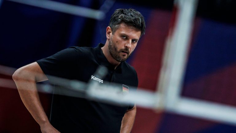 Michał Winiarski has something to think about.  Germany fails at the start of the Nations League