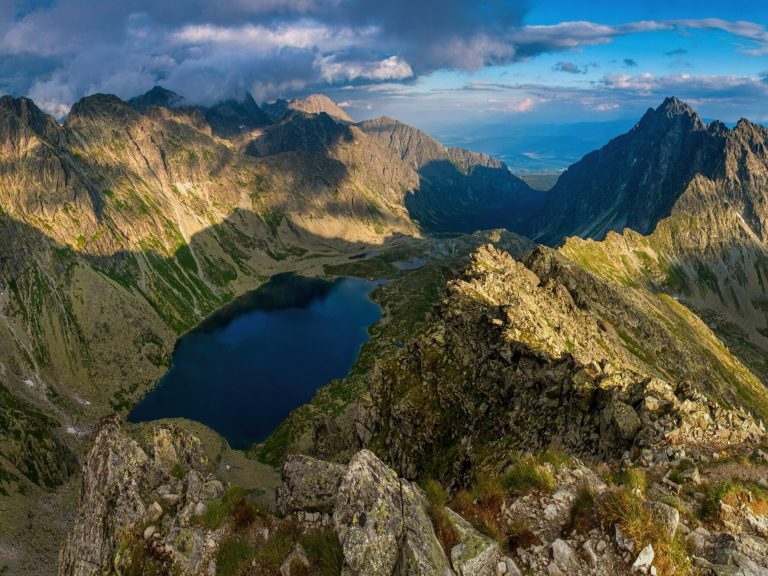 Tragic End to Search for Tourist in Tatras: Man Dies