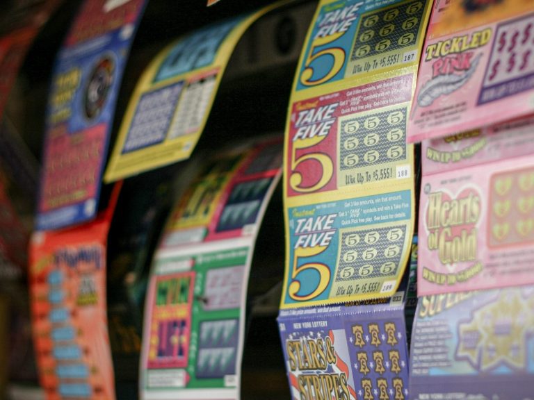 Winning the lottery changed his life. He will receive 80 thousand zlotys per month for 20 years